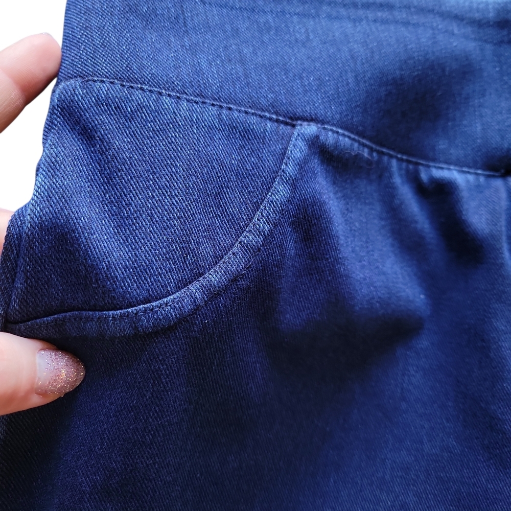 Halara Flex High Waisted
Pocket Denim Casual
Leggings Size M - Picture 5 of 8